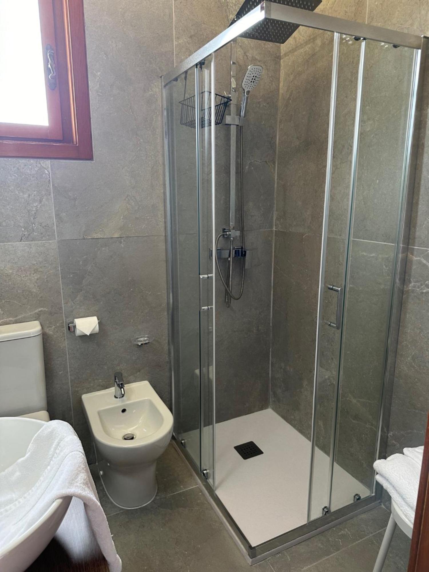 Hotel Moreri Grado Bagian luar foto