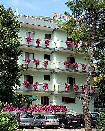 Hotel Moreri Grado Bagian luar foto