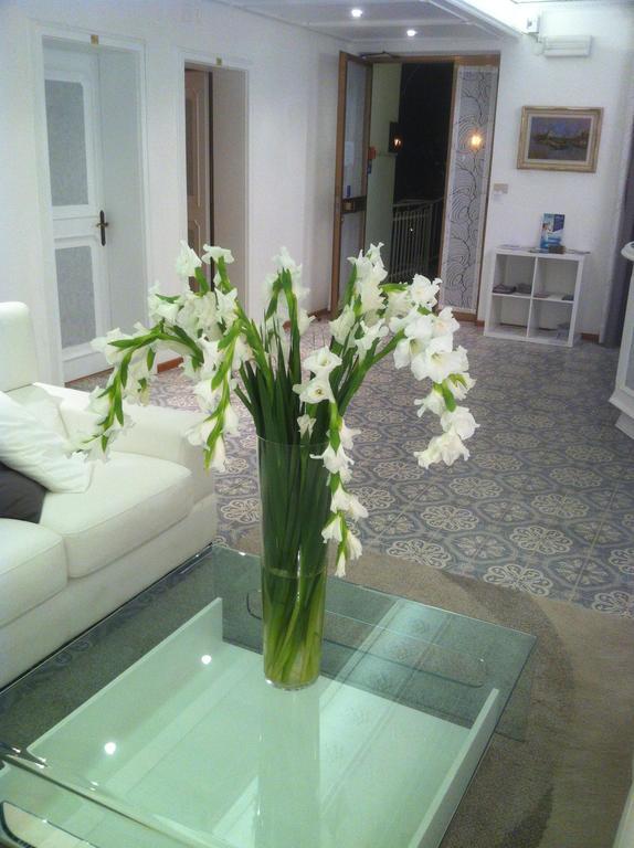 Hotel Moreri Grado Bagian luar foto